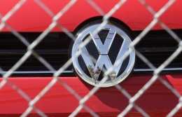 Продажи автомобилей группы VW в Испании приостановлены
